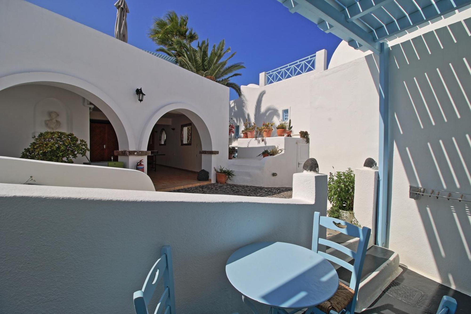 Aethrio Sunset Village - 4* Oia (Santorini)